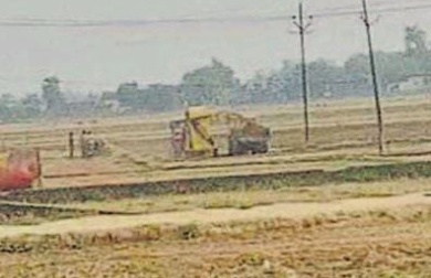 गोरखपुर में खनन माफियाओं को नहीं है कोई डर