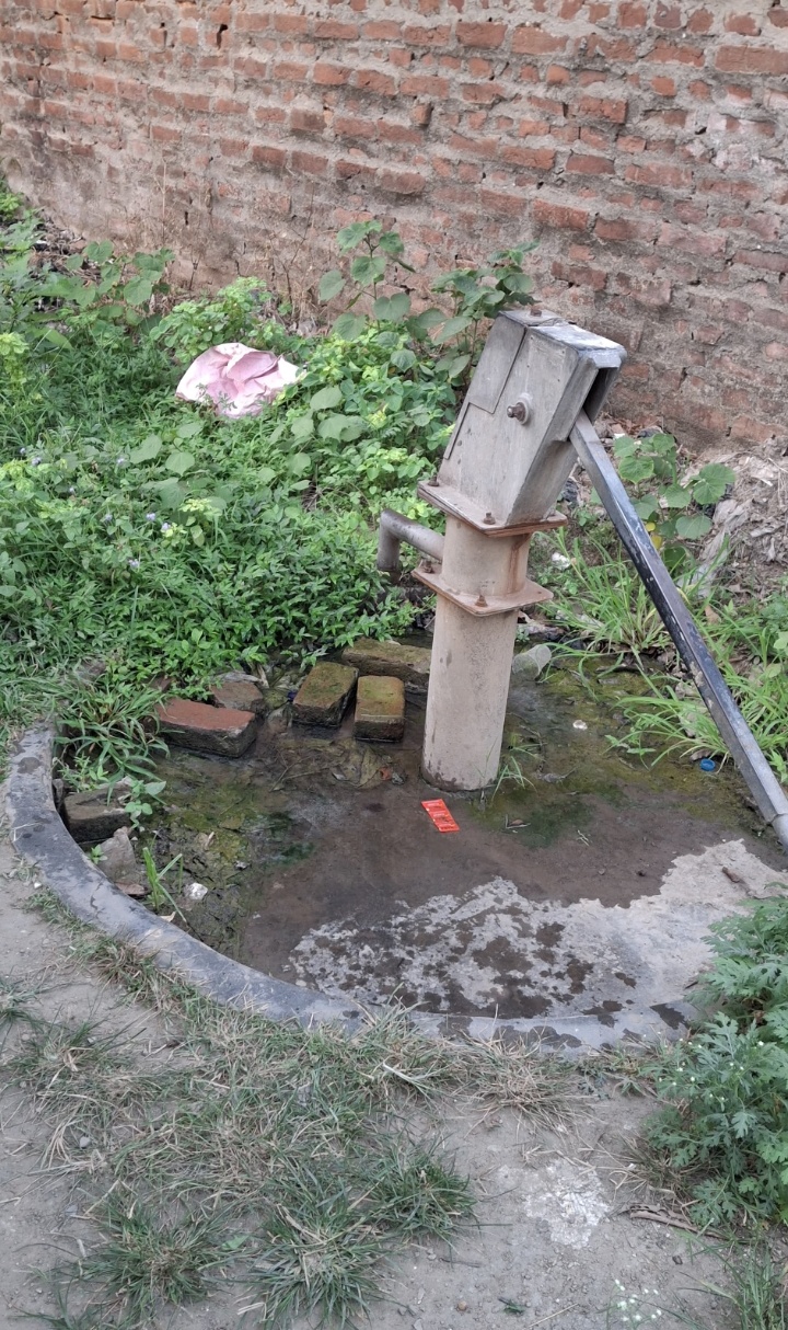 खोराबार -: देखिए साहब की नजर कब इस दुर्दशा पर पड़ती है?