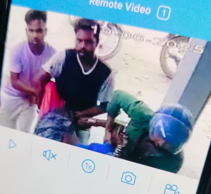 दुपहिया से घायल महिला को अस्पताल में छोड़कर दुपहिया सवार हुए फरार